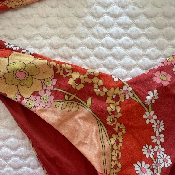 Floral Red Bikini Set - Picture 2 of 3